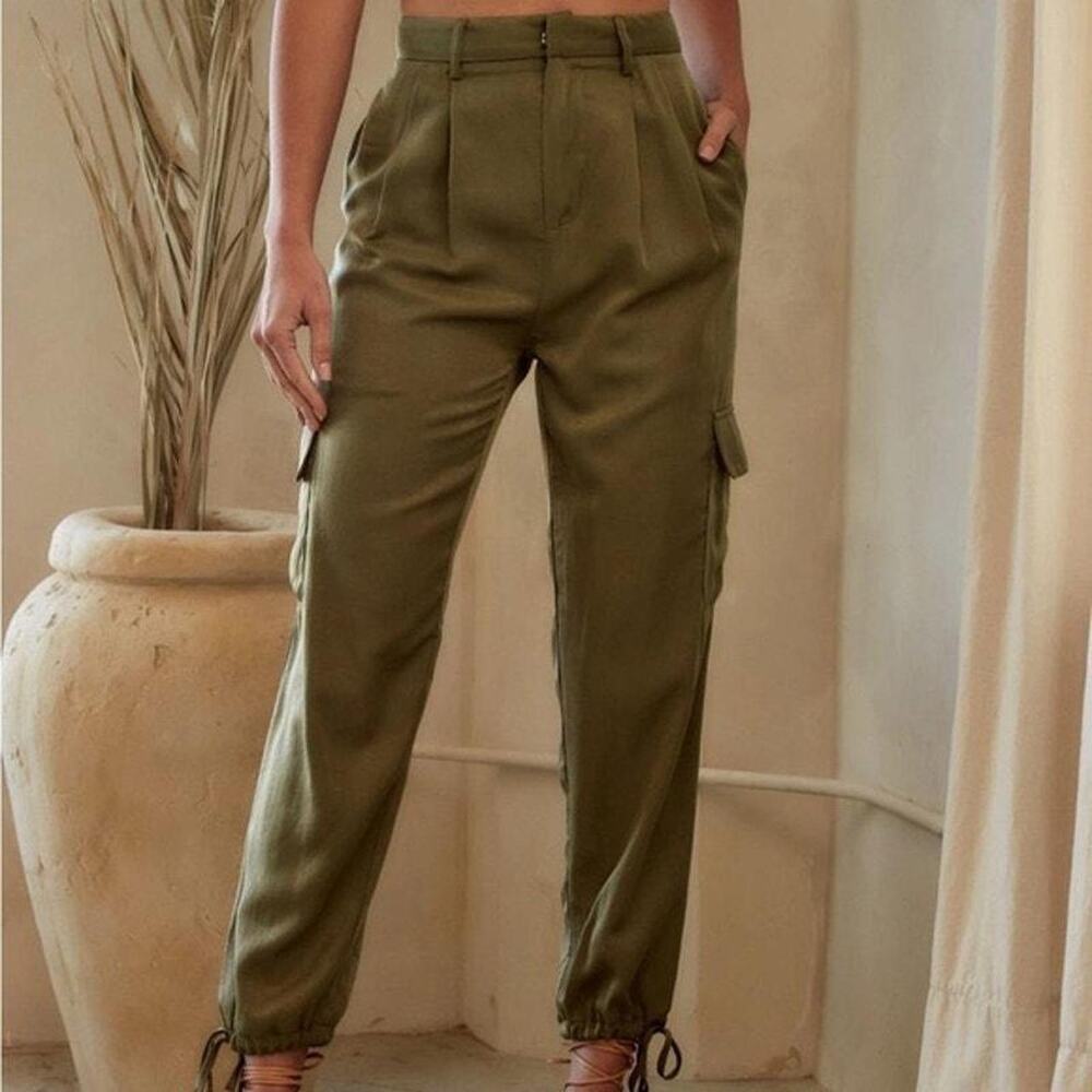 NWT 12th Tribe Olive Green High Rise Utility Cargo Pants Size S